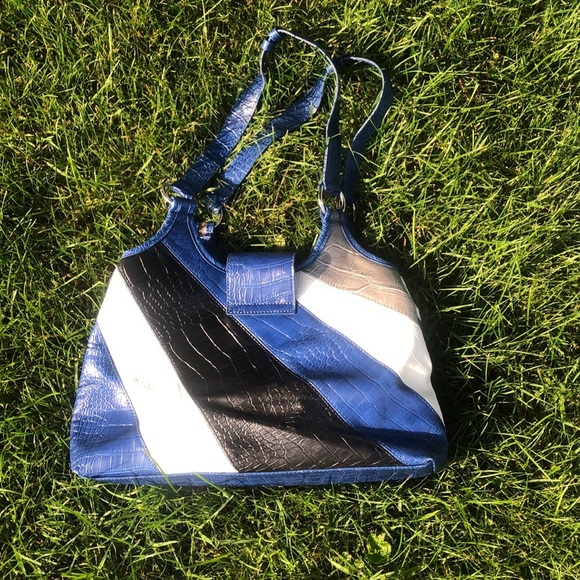 New York & co bag - Picture 3 of 8